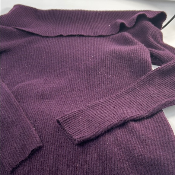 Bloomingdale's Sweaters - Bloomingdale's Off-the-Shoulder Plum Sweater cashmere